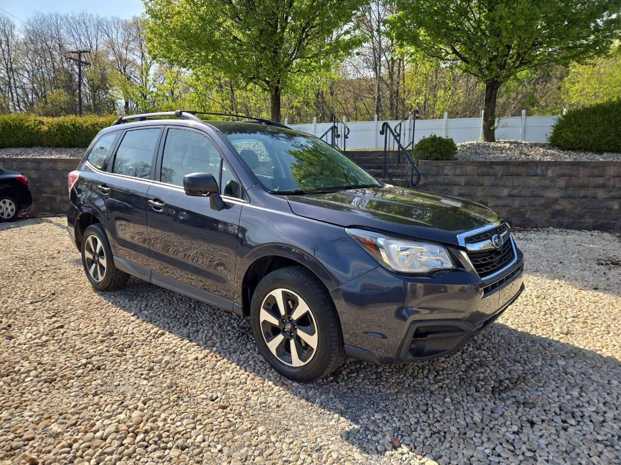 Used 2017 Subaru Forester 2.5i w/ Alloy Wheel Package AWD/4WD image 1