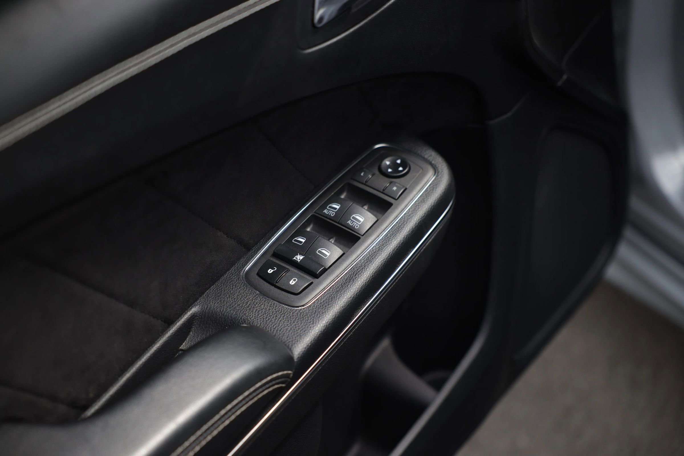 Used 2021 Dodge Charger SRT Hellcat image 11