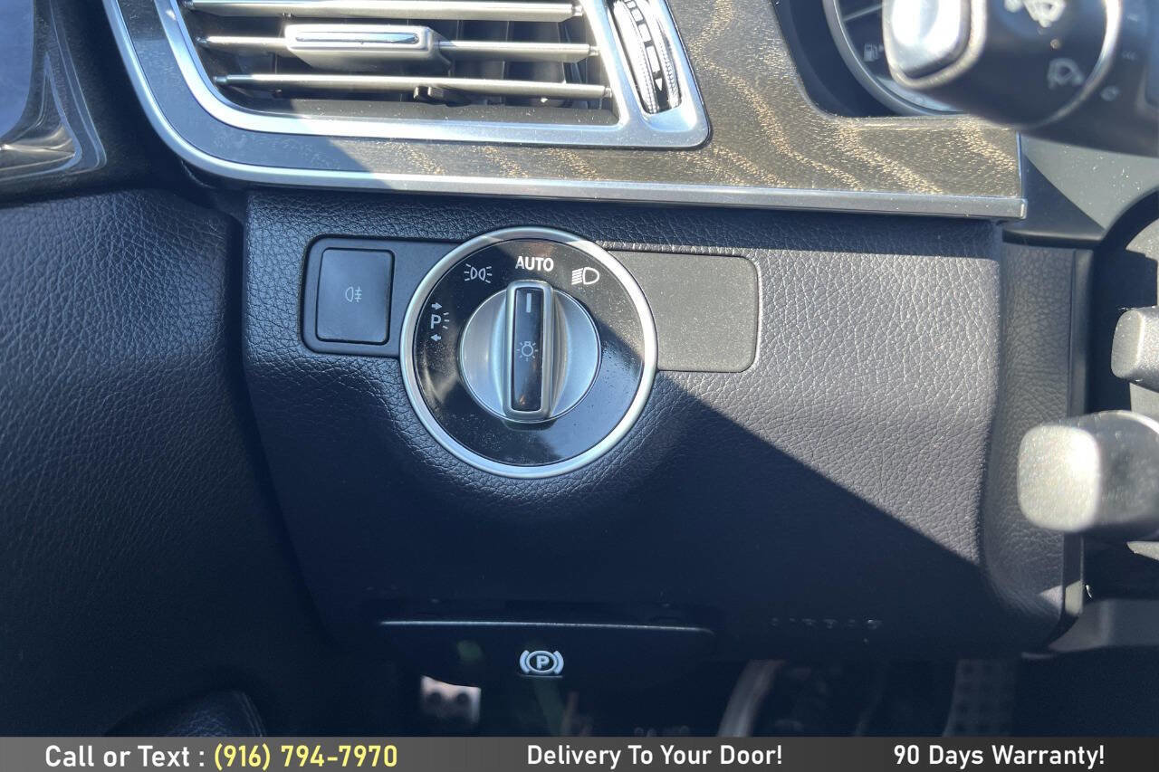 Used 2016 Mercedes-Benz E 350 E 350 4MATIC AWD 4dr Sedan image 22