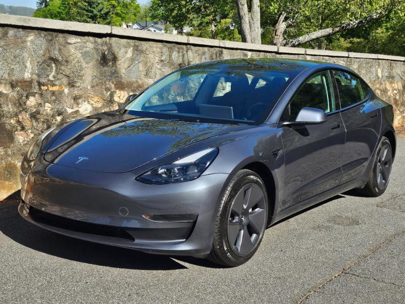 Used 2023 Tesla Model 3 Standard Range RWD image 13