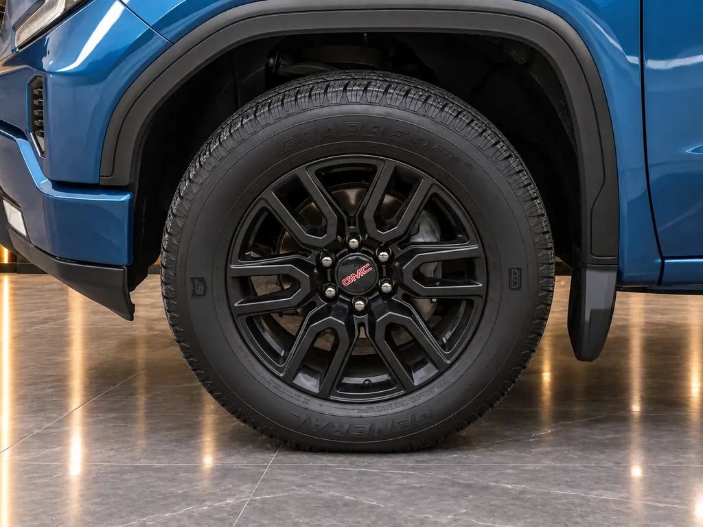 Used 2024 GMC Sierra 1500 Elevation AWD/4WD image 9