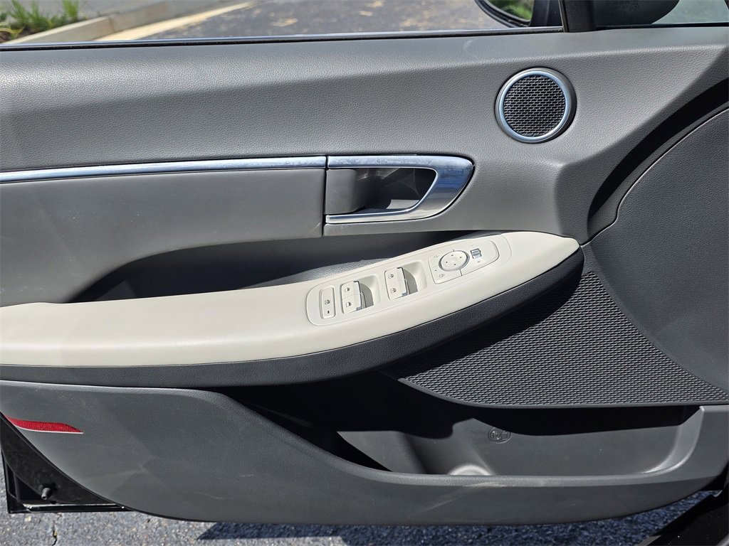 Used 2023 Hyundai Sonata SEL w/ Convenience Package image 15