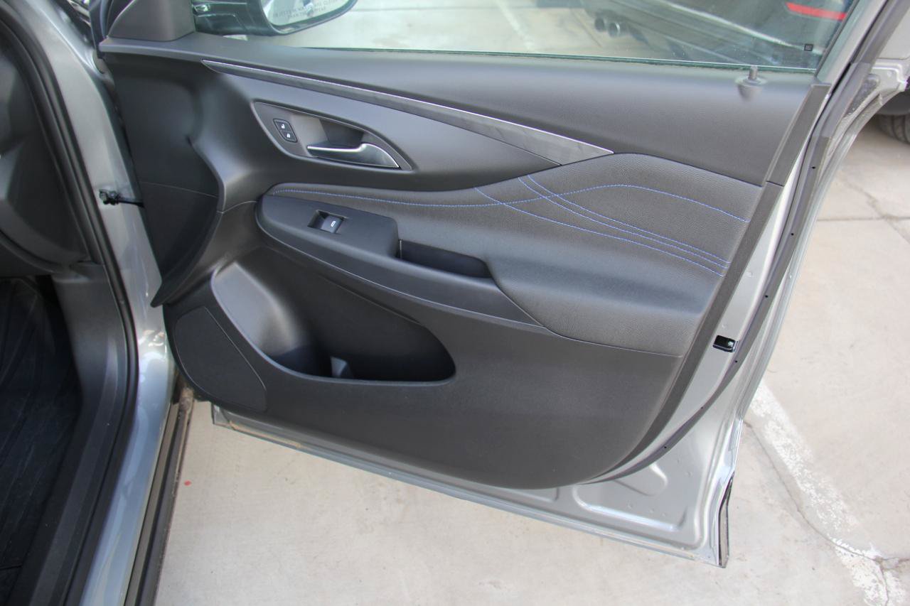 Used 2026 Buick Envista Sport Touring w/ Convenience I Package FWD image 24