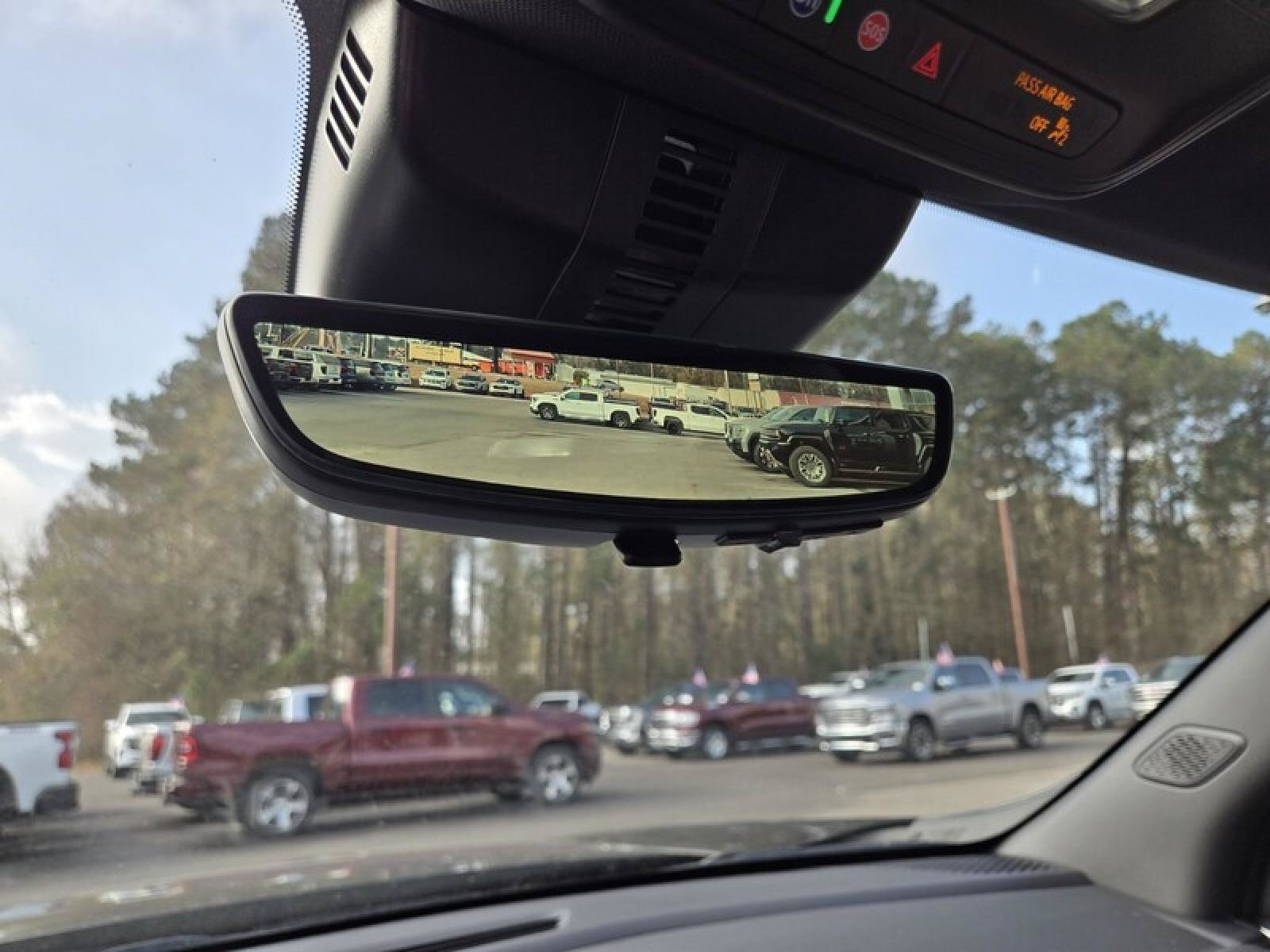 New 2026 GMC Acadia Elevation w/ Elevation Premium Package FWD image 18
