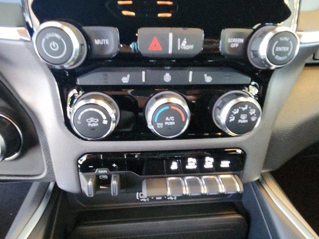 New 2026 RAM 1500 4x4 Crew Cab image 50