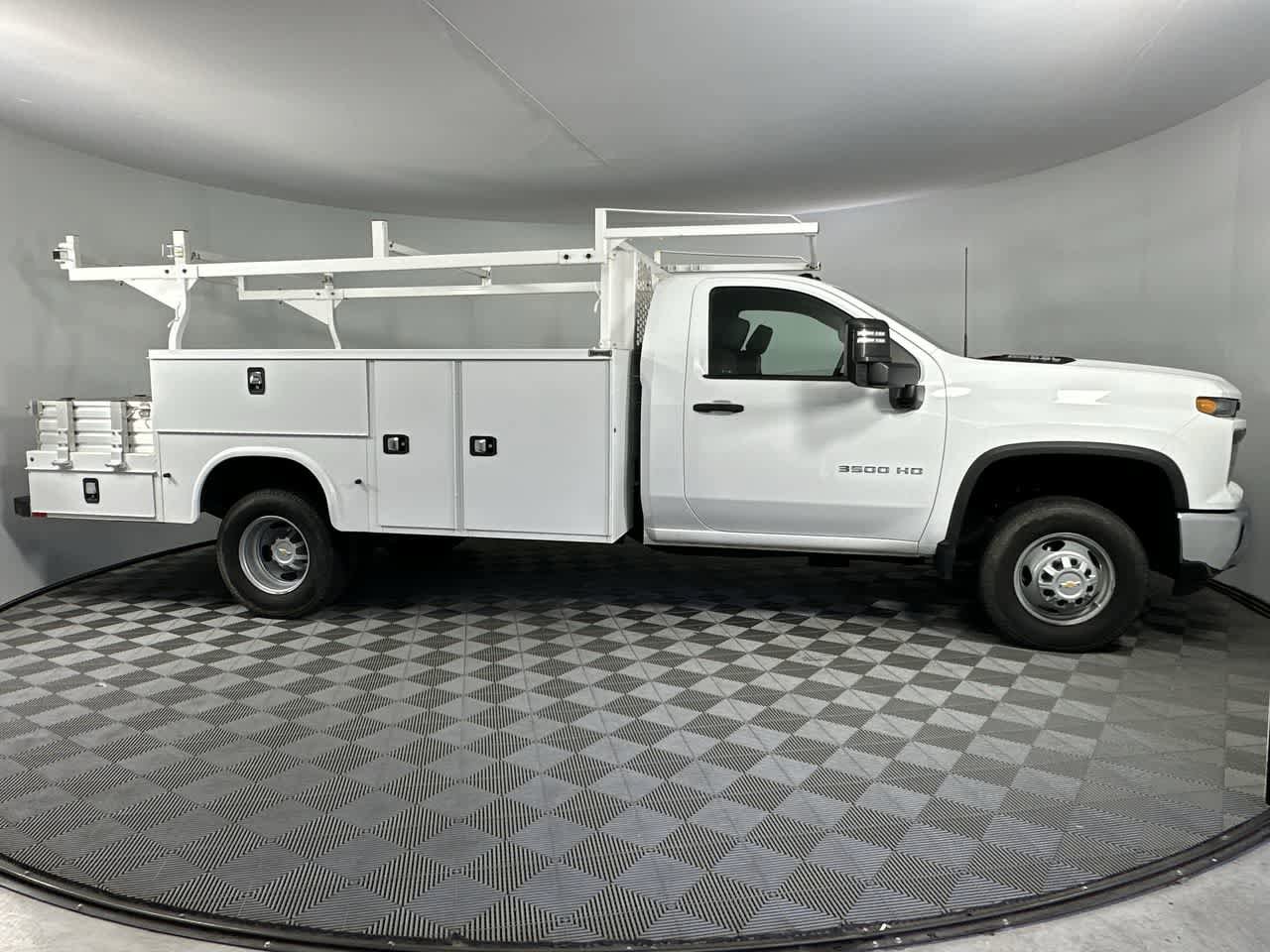 Used 2024 Chevrolet Silverado 3500 W/T w/ WT Convenience Package AWD/4WD image 9
