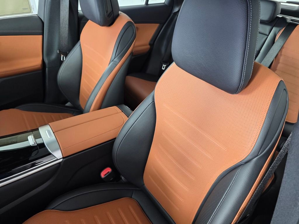 New 2026 Mercedes-Benz GLC 43 AMG 4MATIC image 8