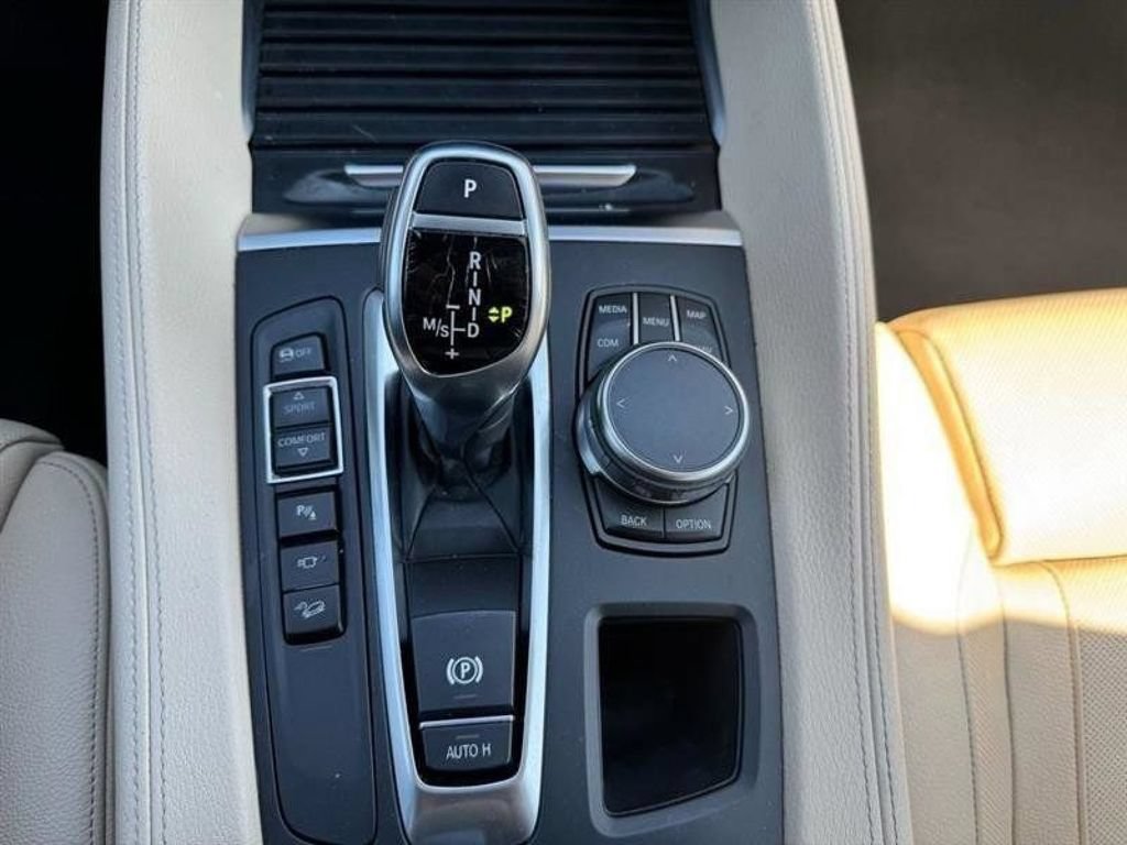 Used 2018 BMW X6 M50i AWD/4WD image 25
