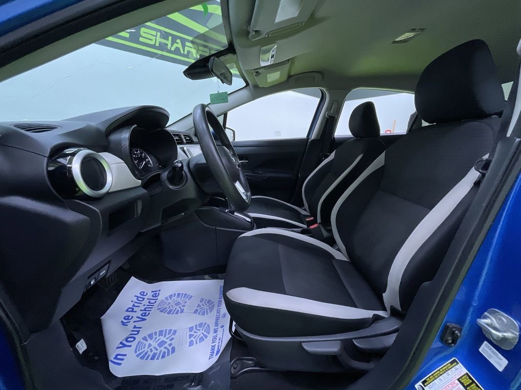 Used 2021 Nissan Versa SV image 17