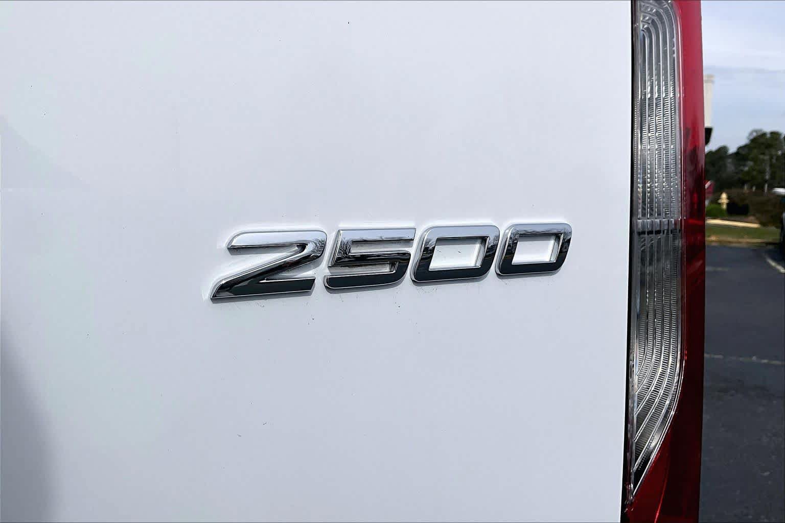 Used 2023 Mercedes-Benz Sprinter 2500 image 10
