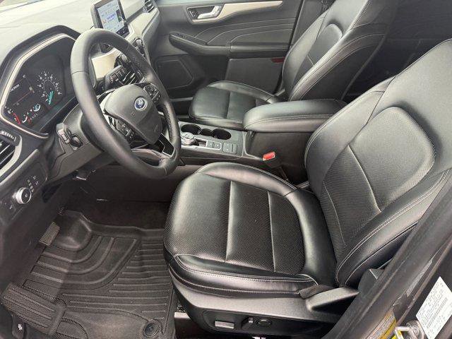 Used 2022 Ford Escape SEL image 19