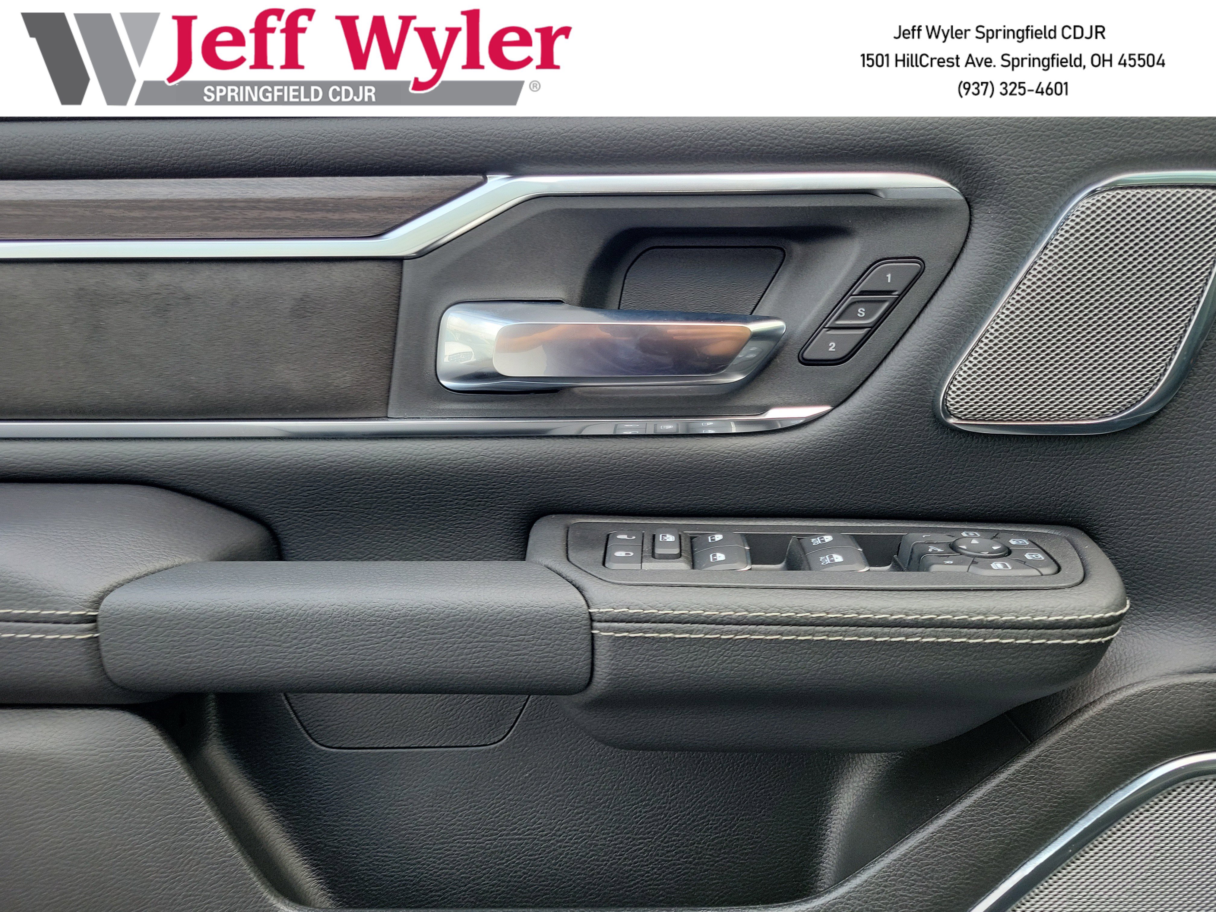 New 2026 RAM 1500 Laramie w/ Night Edition image 14