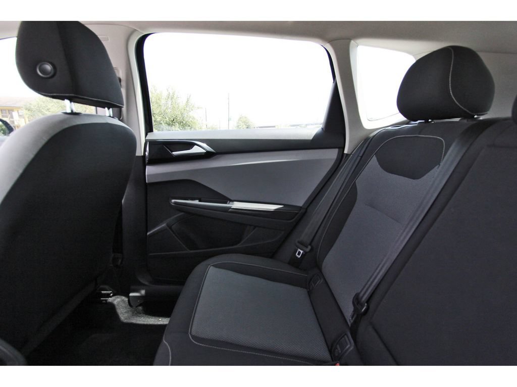 Certified 2024 Volkswagen Taos S AWD/4WD image 12