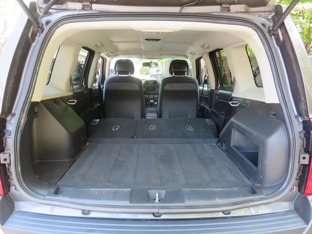 Used 2015 Jeep Patriot Sport w/ Power Value Group AWD/4WD image 22