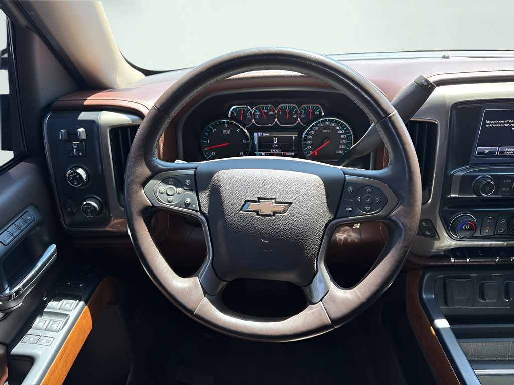 Used 2016 Chevrolet Silverado 1500 High Country w/ High Country Premium Package AWD/4WD image 13