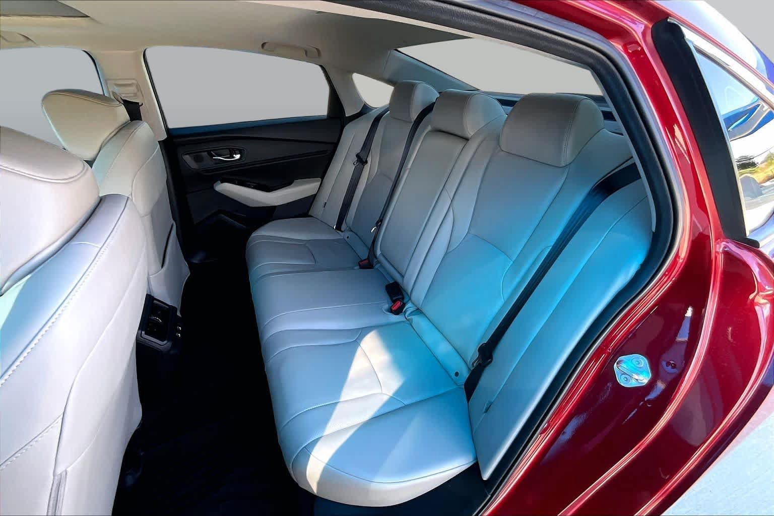 Used 2023 Honda Accord Touring image 21
