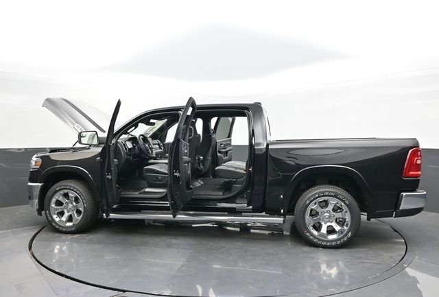 New 2026 RAM 1500 4x4 Crew Cab image 62