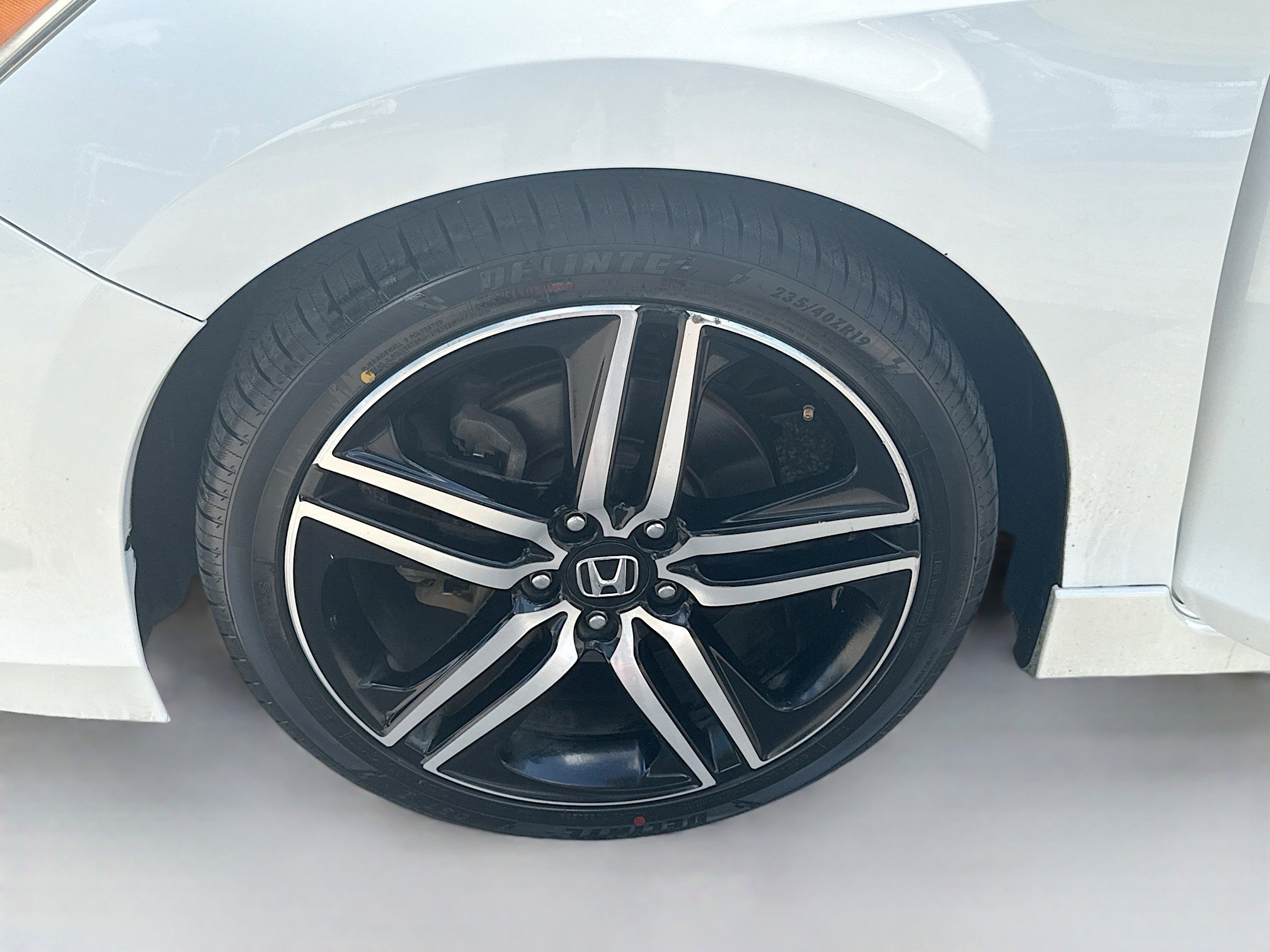 Used 2016 Honda Accord Sport image 35