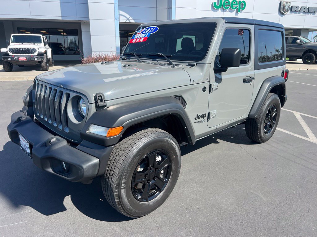 Used 2021 Jeep Wrangler Sport AWD/4WD image 4