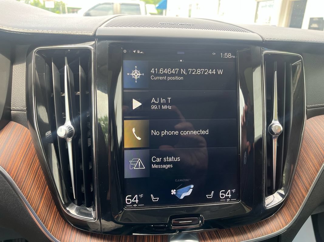 Used 2020 Volvo XC60 T6 Inscription AWD/4WD image 9