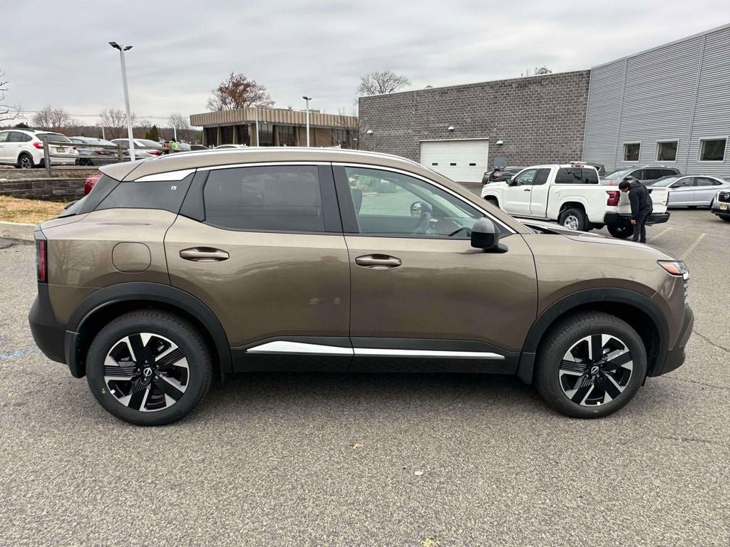 New 2026 Nissan Kicks SV w/ SV Premium Package AWD/4WD image 4