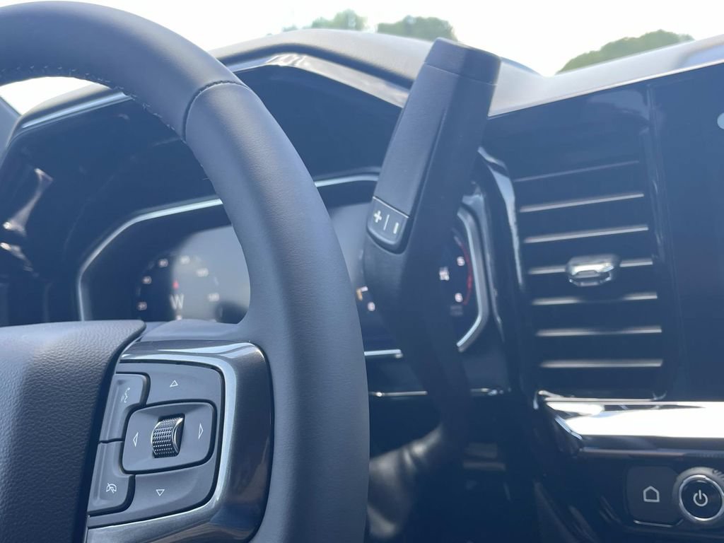 New 2026 Chevrolet Silverado 2500 ZR2 AWD/4WD image 28