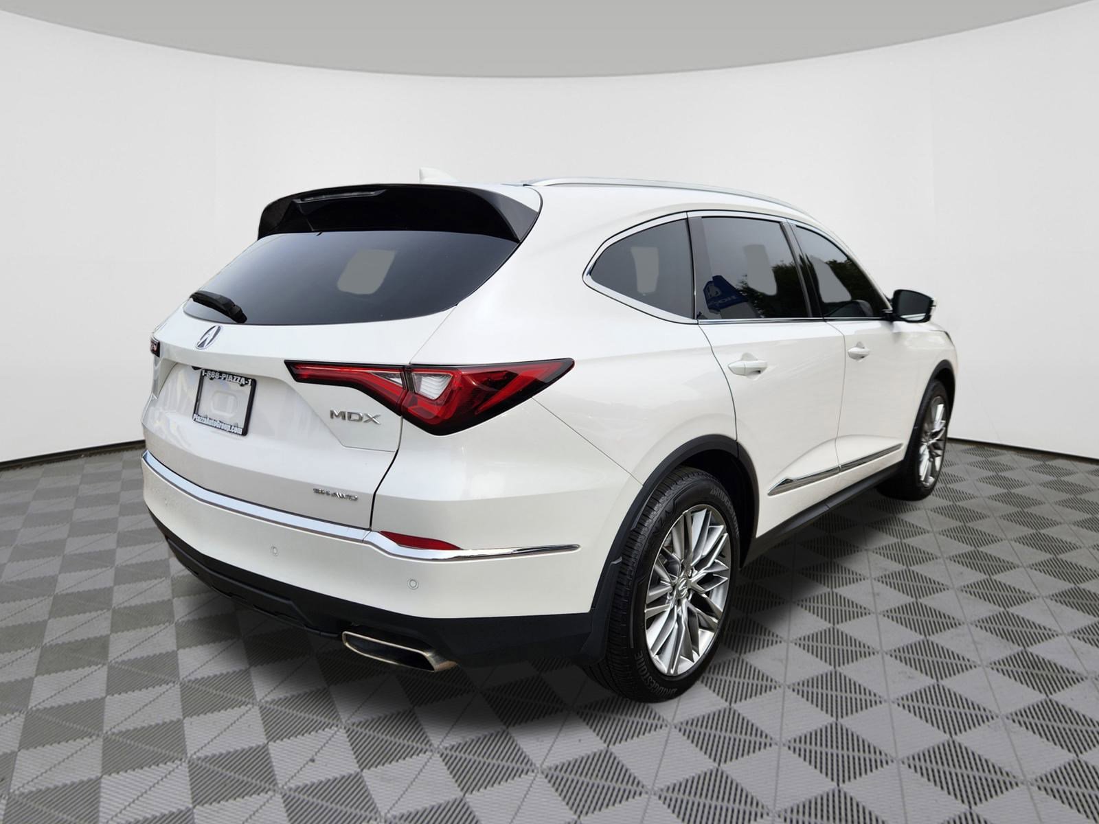 Used 2024 Acura MDX SH-AWD w/ Advance Package image 4