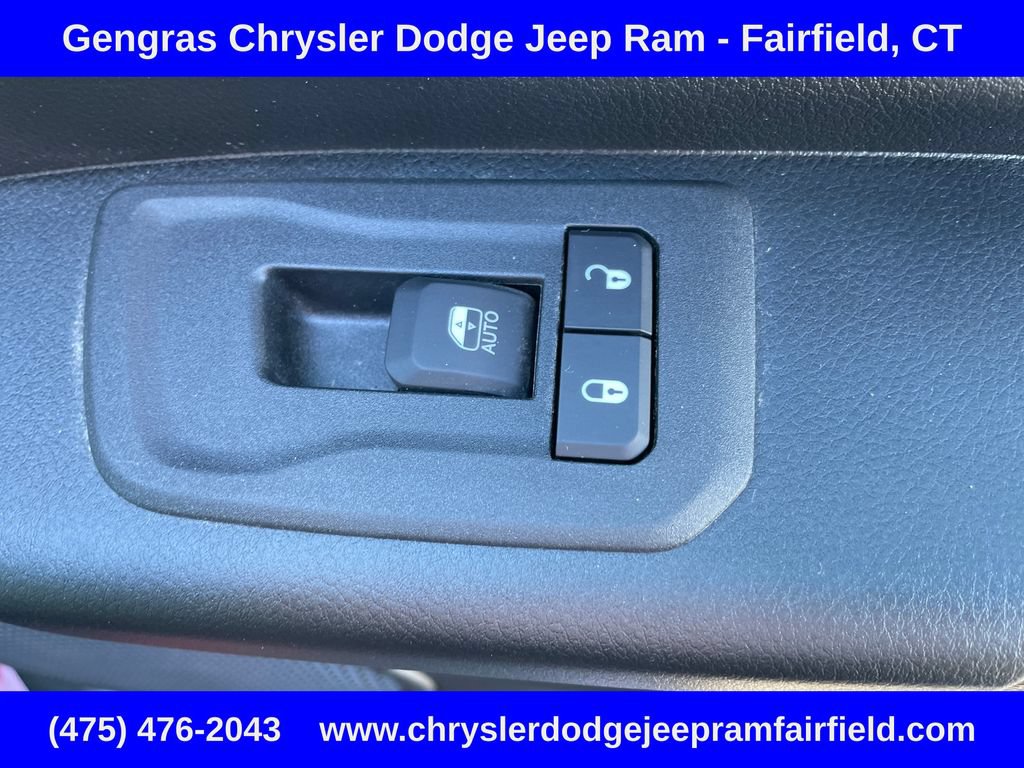 Certified 2025 RAM 1500 Big Horn AWD/4WD image 12