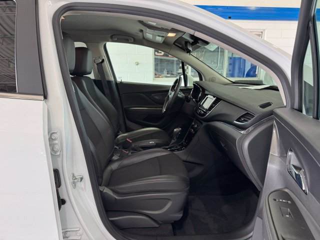 Used 2022 Buick Encore Preferred w/ Safety Package AWD/4WD image 14