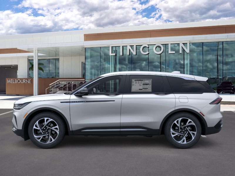 New 2026 Lincoln Nautilus Premier AWD/4WD image 3