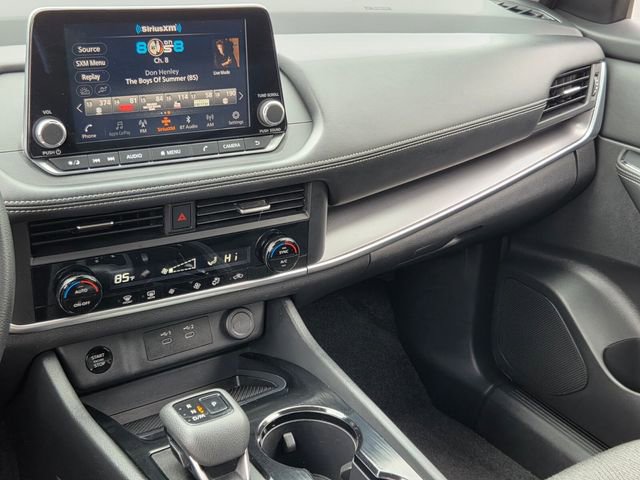 Used 2024 Nissan Rogue SV FWD image 25