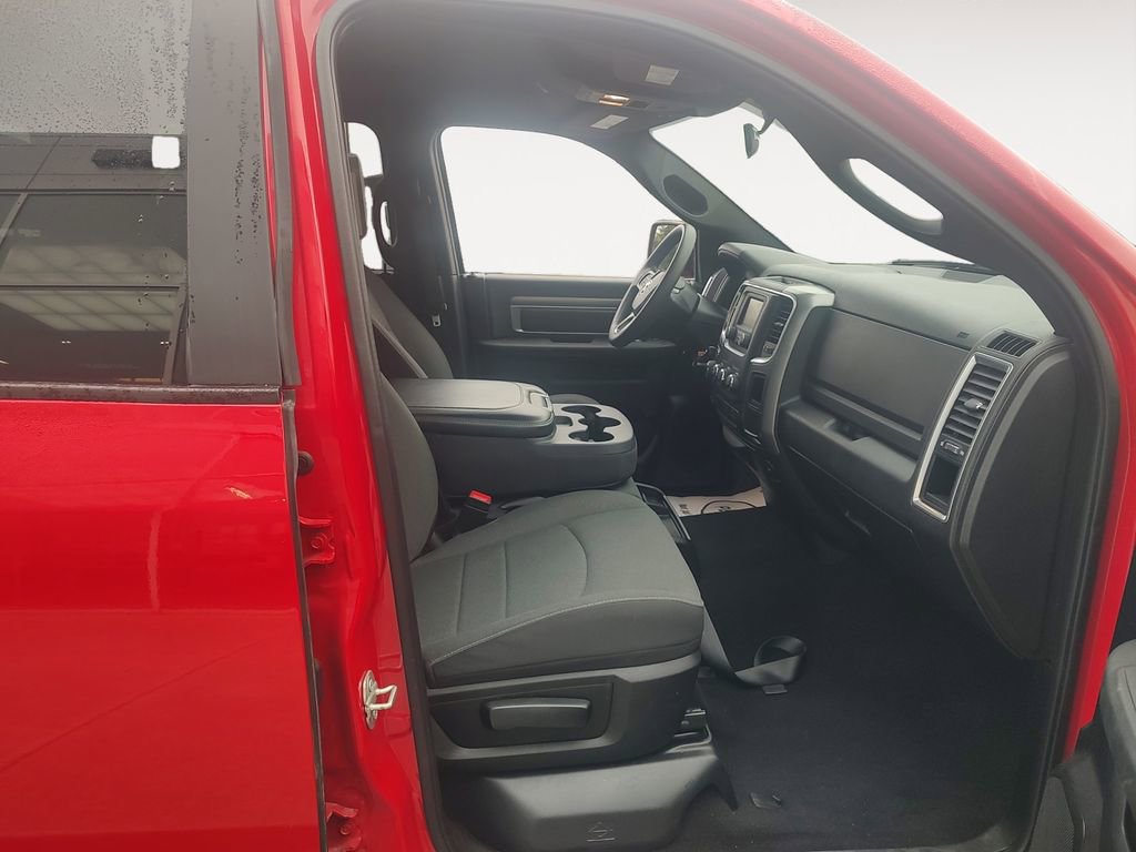 Used 2024 RAM 1500 Classic Warlock image 15