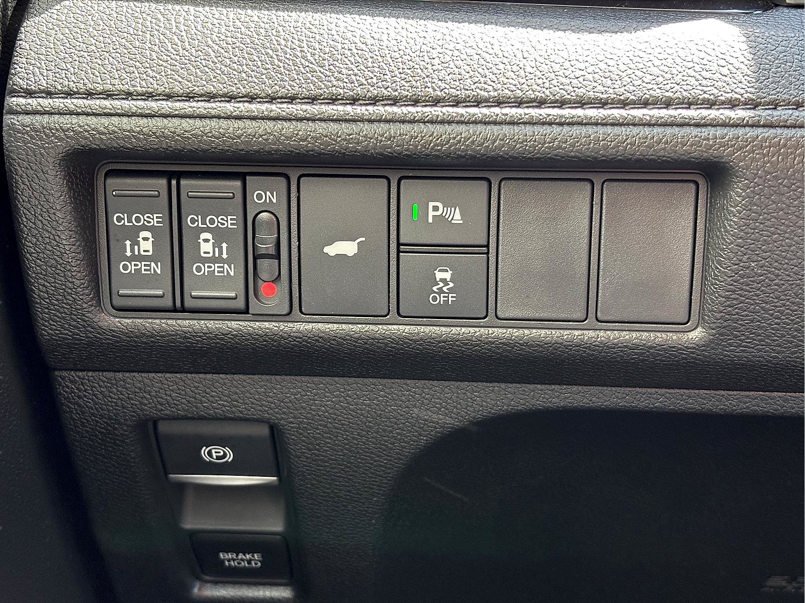 Certified 2026 Honda Odyssey Touring image 19