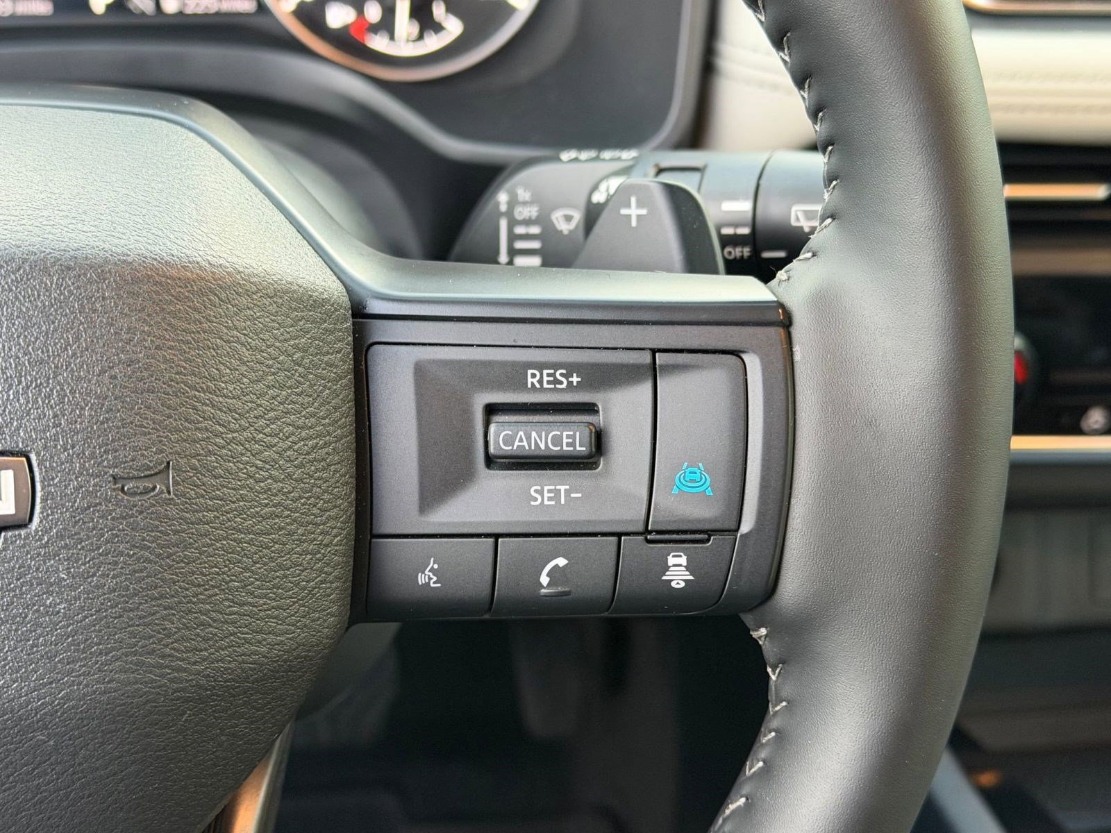 Used 2026 Nissan Rogue SV w/ SV Premium Package image 25