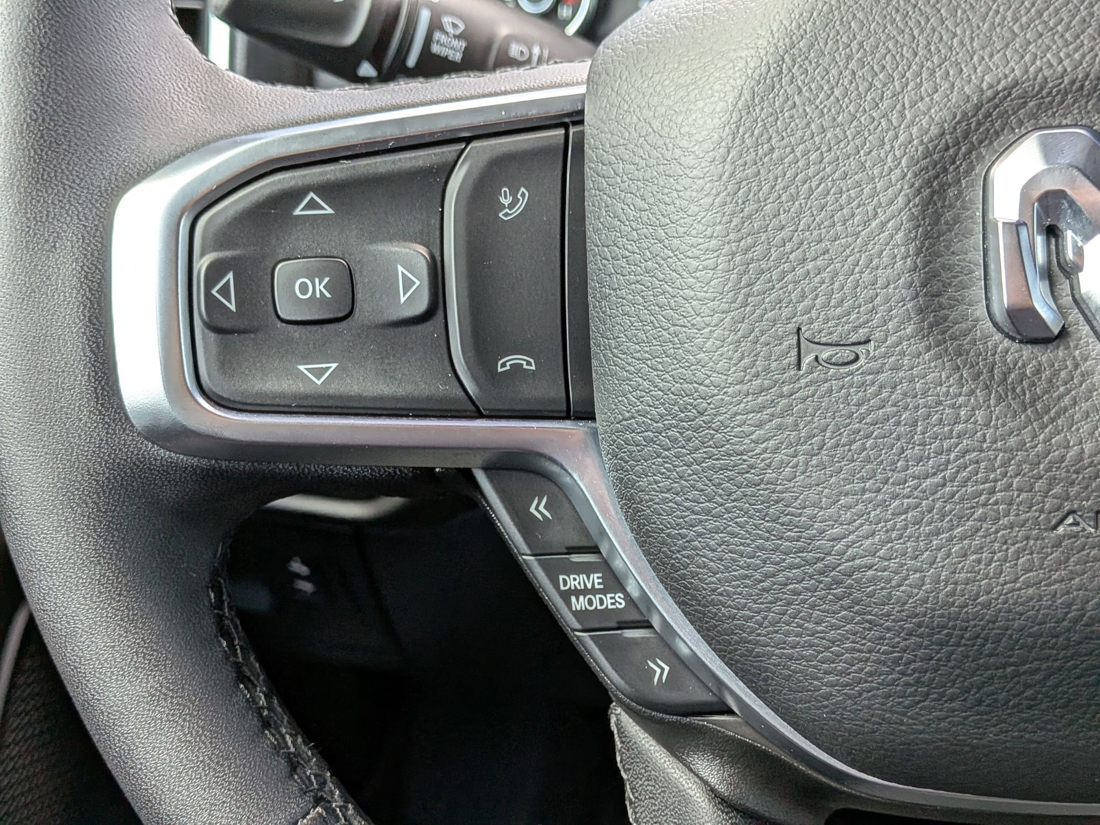 Used 2025 RAM 1500 Big Horn AWD/4WD image 14