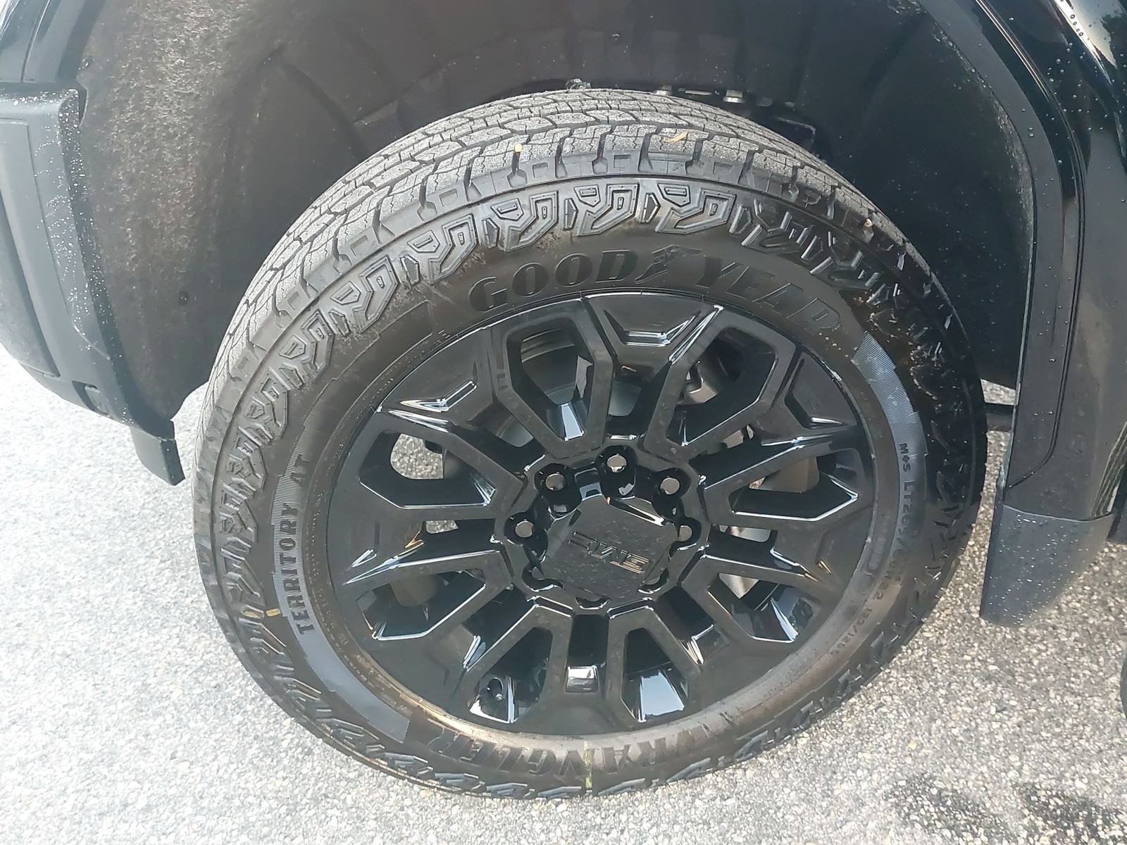 New 2026 GMC Sierra 2500 Denali Ultimate AWD/4WD image 32
