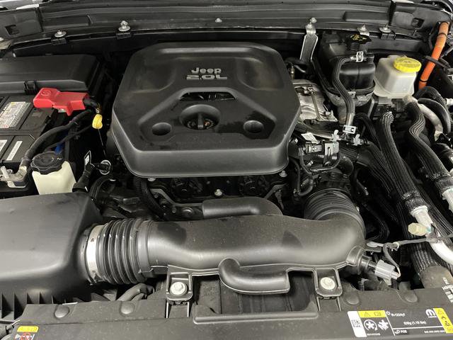 Used 2021 Jeep Wrangler Unlimited Sahara w/ Cold Weather Group AWD/4WD image 39