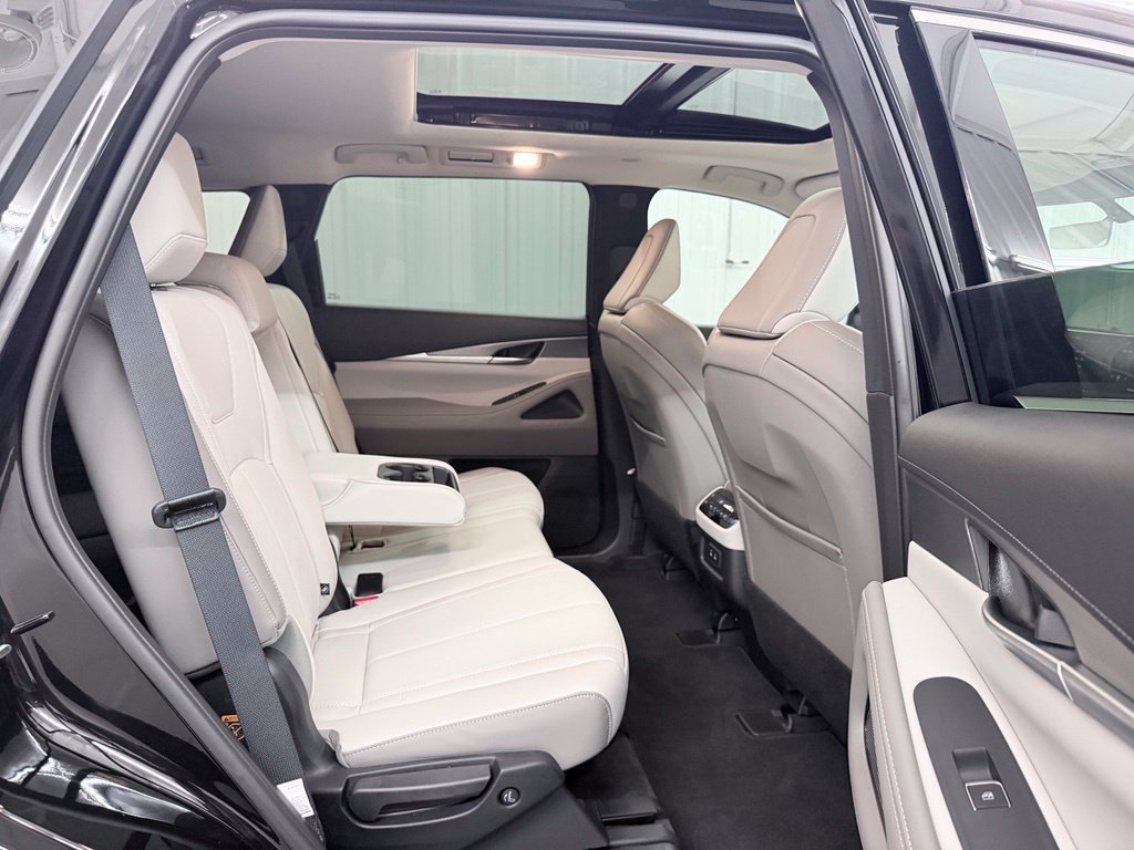 Certified 2026 INFINITI QX60 Pure w/ Cargo Package AWD/4WD image 41