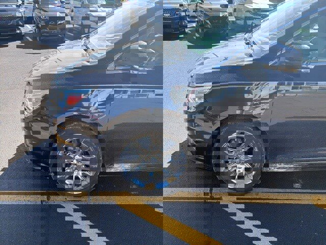 Used 2011 Buick LaCrosse CXL w/ Driver Confidence Package image 7