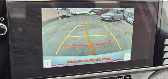 Used 2025 Toyota Camry XLE image 12