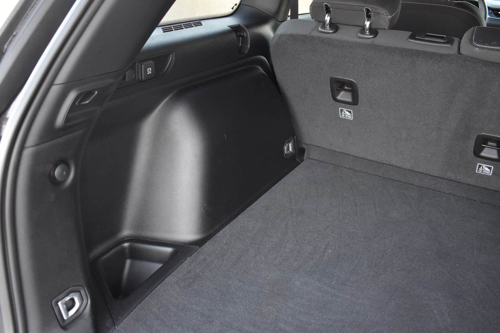 Used 2024 Jeep Grand Cherokee Laredo w/ Trailer Tow Package image 46