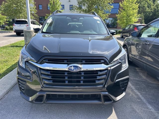 Used 2023 Subaru Ascent Limited AWD/4WD image 2