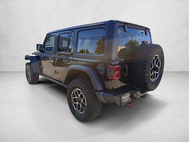 Used 2024 Jeep Wrangler Unlimited Rubicon w/ Technology Group image 3