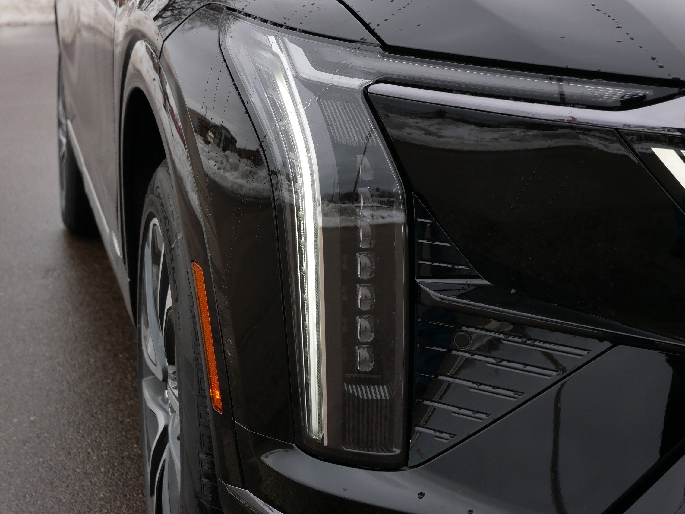 New 2026 Cadillac Optiq Sport 1 image 14