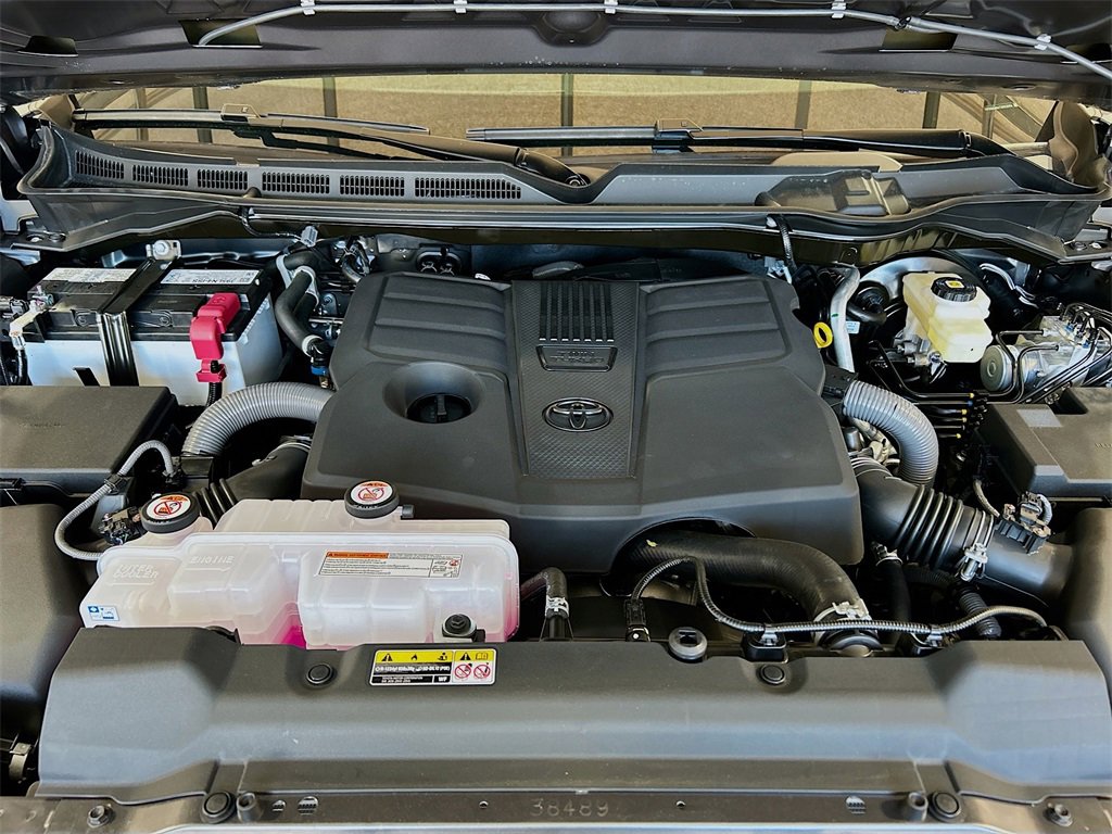 New 2026 Toyota Tundra SR image 8
