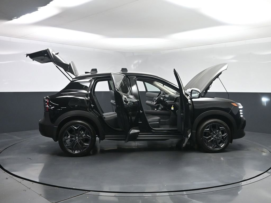 New 2026 Nissan Kicks SR w/ SR Premium Package image 31