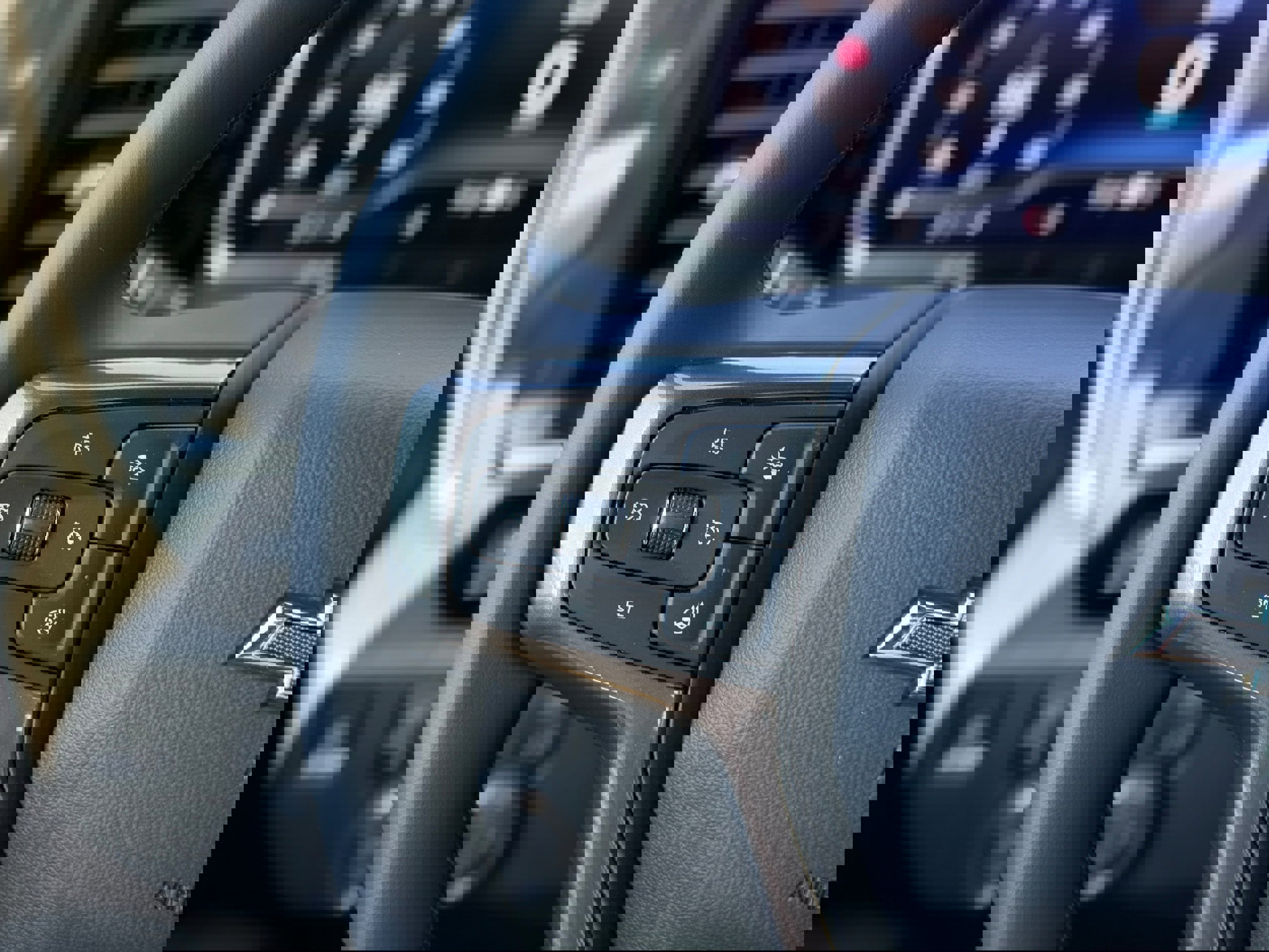 New 2025 Chevrolet Silverado 2500 ZR2 w/ Technology Package image 14