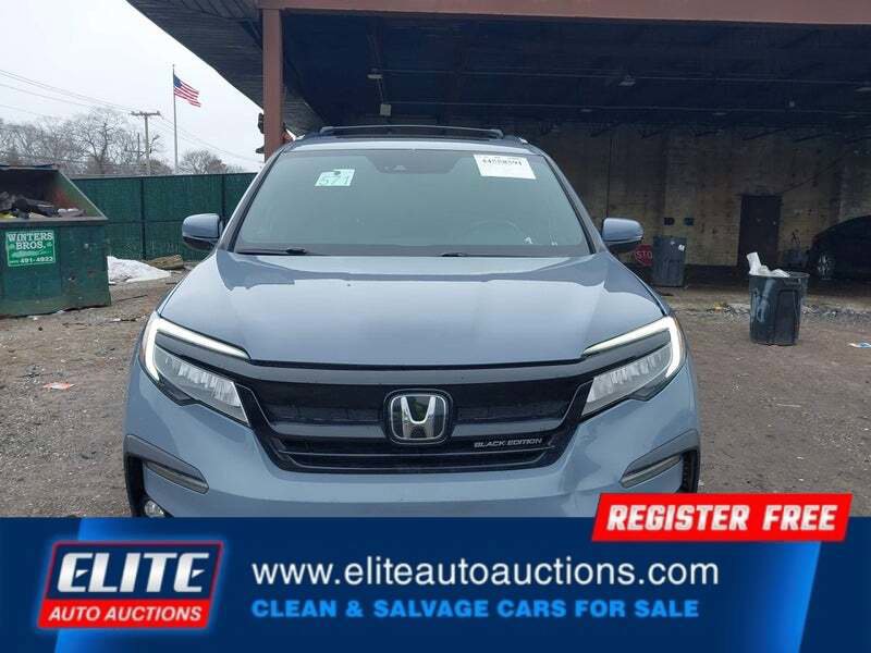Used 2022 Honda Pilot Black Edition image 24