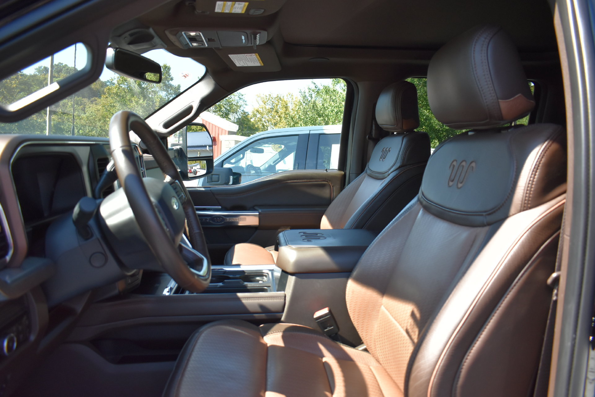 Used 2025 Ford F350 King Ranch w/ Chrome Package AWD/4WD image 13