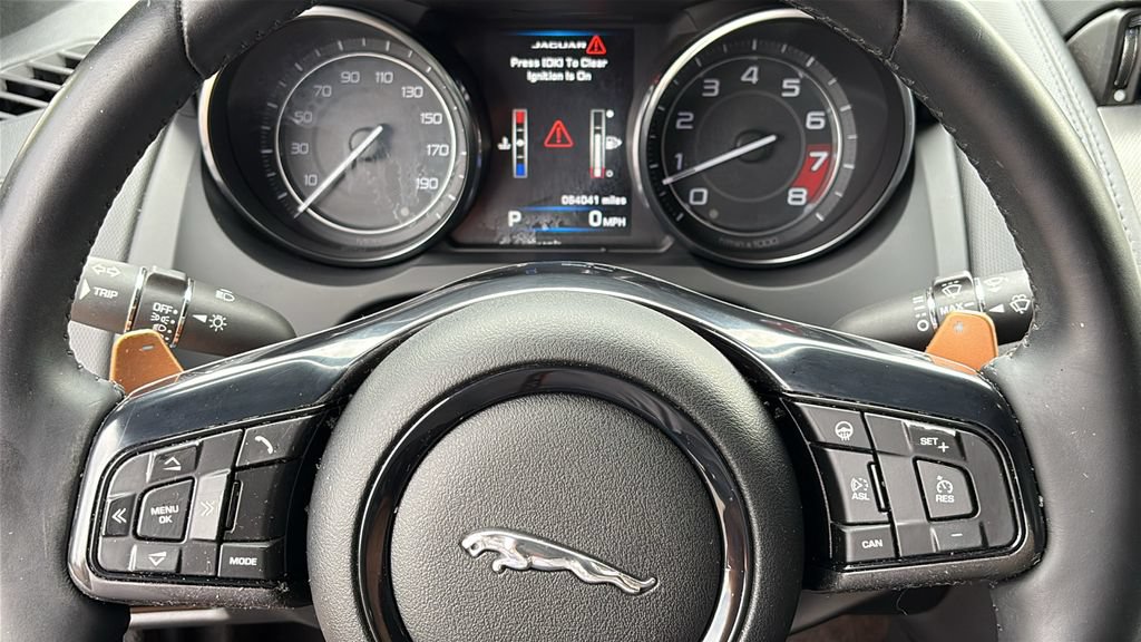 Used 2015 Jaguar F-TYPE S RWD image 10